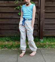 Lade das Bild in den Galerie-Viewer, Sommerbüx - lange und kurze Hose 92-164