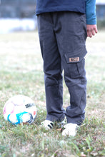 Lade das Bild in den Galerie-Viewer, Cargojogger Lütt Luca 98-164