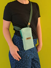 Lade das Bild in den Galerie-Viewer, Kommassada Tasche Kyvu.by Lumali