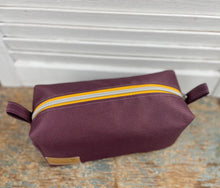 Lade das Bild in den Galerie-Viewer, Kremao Waschbeutel Tasche Kyvu.by Lumali