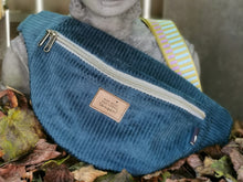 Lade das Bild in den Galerie-Viewer, Kilia Bauchtasche Kyvu.by Lumali