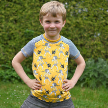 Lade das Bild in den Galerie-Viewer, Kalleson Shirt mit Rundhals- und V-Ausschnitt Größe 74-164