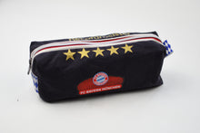 Lade das Bild in den Galerie-Viewer, Kasetina Federtasche Kyvu.by Lumali