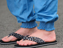 Lade das Bild in den Galerie-Viewer, Sommerbüx - lange und kurze Hose 92-164