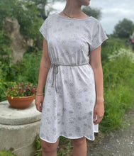 Lade das Bild in den Galerie-Viewer, Deern Bluse und Kleid Größe 32-54