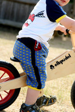 Lade das Bild in den Galerie-Viewer, Lütte Joggingbüx Größe 74-176