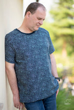 Lade das Bild in den Galerie-Viewer, Kalle Männershirt mit Rundhals- und V-Ausschnitt XS-3XL