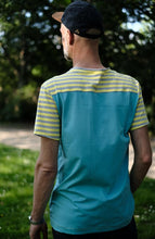 Lade das Bild in den Galerie-Viewer, Kalle Männershirt mit Rundhals- und V-Ausschnitt XS-3XL