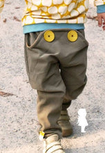 Lade das Bild in den Galerie-Viewer, Knopfbüx Größe 50-140