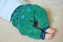 Lade das Bild in den Galerie-Viewer, Knopfbüx Größe 50-140