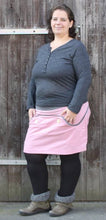 Lade das Bild in den Galerie-Viewer, Knopfrock Curvy Größe 44-58