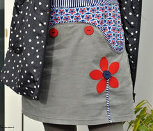 Lade das Bild in den Galerie-Viewer, Lütter Knopfrock Größe 74-164