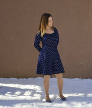 Lade das Bild in den Galerie-Viewer, Knopfdeern Shirt, Kleid, Zipfelkleid Größe 32-46