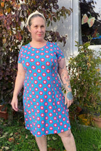 Lade das Bild in den Galerie-Viewer, Kleid Elsa 32-56