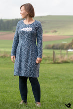 Lade das Bild in den Galerie-Viewer, Kleid Elsa 32-56