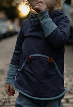 Lade das Bild in den Galerie-Viewer, Lütte Knopfliebe Größe 74-164