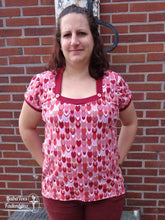 Lade das Bild in den Galerie-Viewer, Knopfdeern Curvy Shirt Größe 44-58