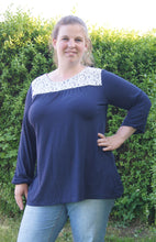 Lade das Bild in den Galerie-Viewer, Tessa curvy Tunika Größe 42-58