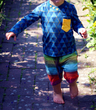 Lade das Bild in den Galerie-Viewer, Kalleson Shirt mit Rundhals- und V-Ausschnitt Größe 74-164