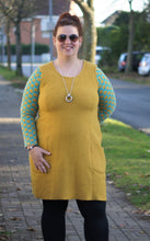 Lade das Bild in den Galerie-Viewer, Walkdeern, Kleid in A-Linie und Etuiform Größe 32-54