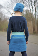 Lade das Bild in den Galerie-Viewer, Lütter Knopfrock Größe 74-164