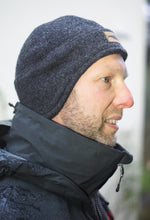 Lade das Bild in den Galerie-Viewer, Fiete und Greta Mütze und Stirnband mit Ohrenklappen Kopfumfang 36-62