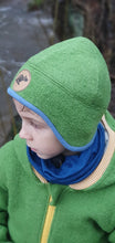 Lade das Bild in den Galerie-Viewer, Fiete und Greta Mütze und Stirnband mit Ohrenklappen Kopfumfang 36-62