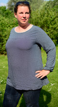 Lade das Bild in den Galerie-Viewer, Tessa curvy Tunika Größe 42-58