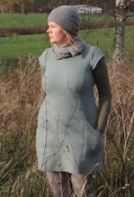 Lade das Bild in den Galerie-Viewer, Walkdeern, Kleid in A-Linie und Etuiform Größe 32-54