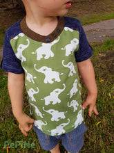 Lade das Bild in den Galerie-Viewer, Kalleson Shirt mit Rundhals- und V-Ausschnitt Größe 74-164