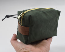 Lade das Bild in den Galerie-Viewer, Kalintika Tasche Kyvu.by Lumali
